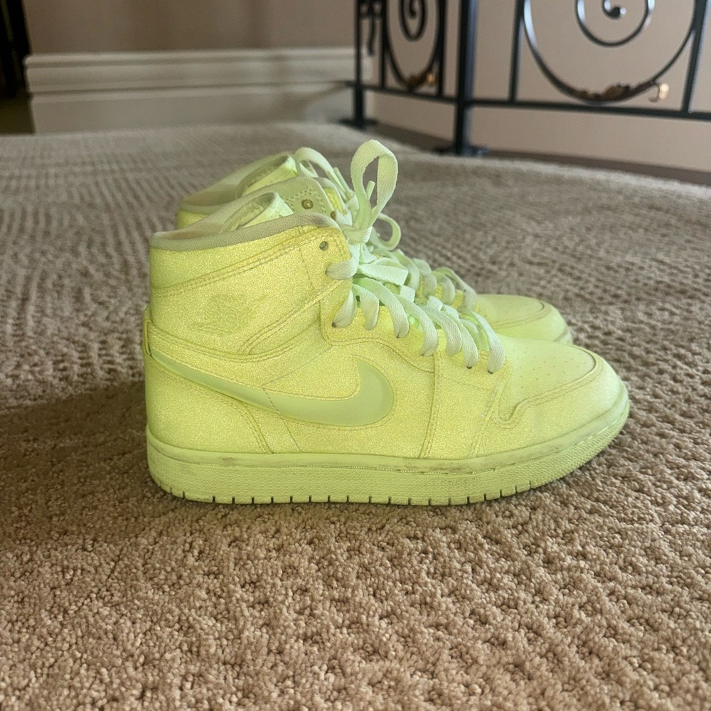 Jordan 1 Retro High Barely Volt (Women's) Size 6.5